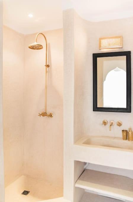 Riad Vivre - Design Boutique Riad In Marrakech マラケシュ エクステリア 写真